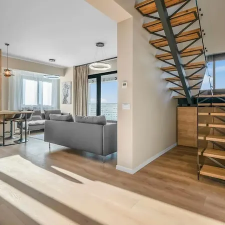 Majestic Skyline Apartment Bucharest