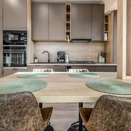 דירה Majestic Skyline בוקרשט